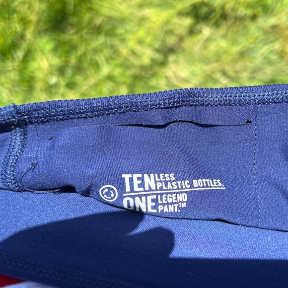 🚨SOLD🚨Nike, Dri-Fit Blue yoga / leggings / jogging pants - Picture 3 of 4